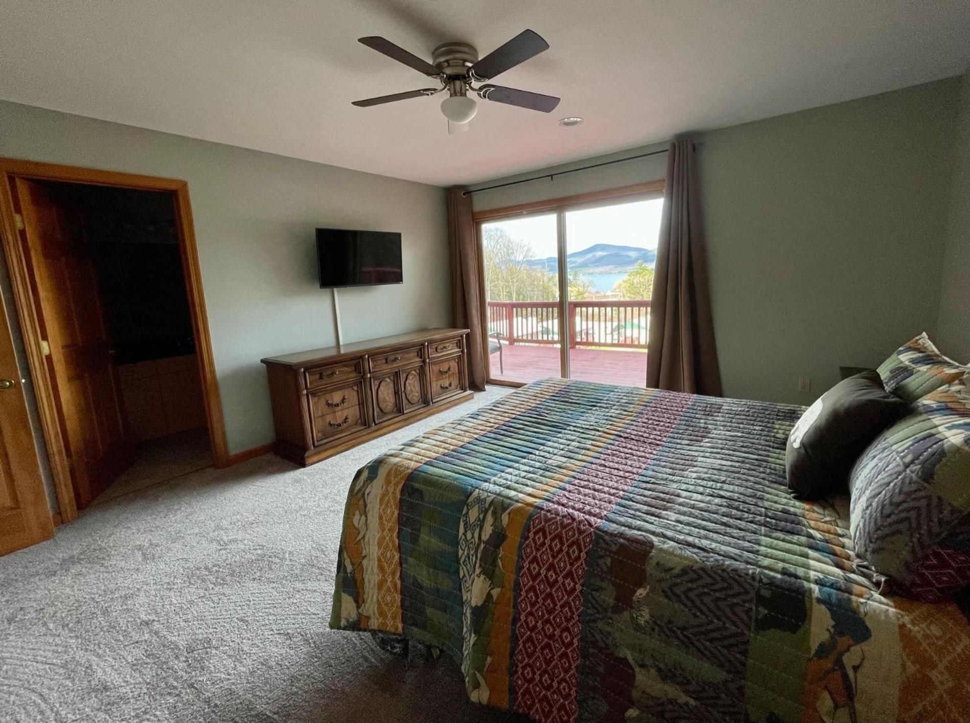 Hill View Motel And Cottages Lake George Oda fotoğraf